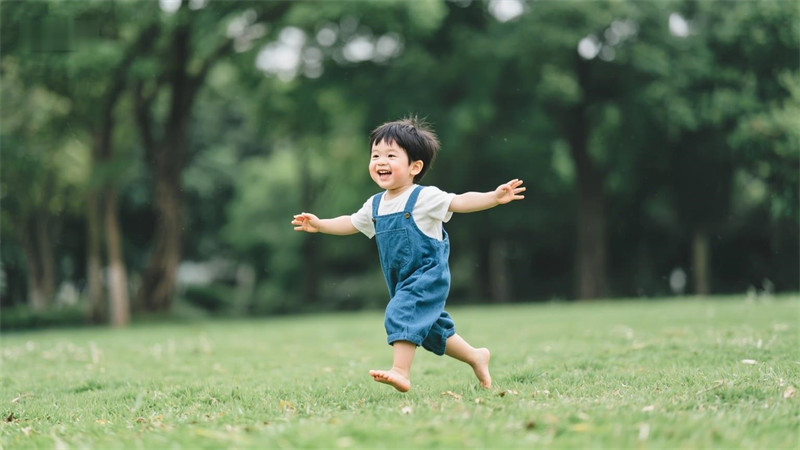 女孩取名丁姓有内涵 丁姓女孩优雅名字精选